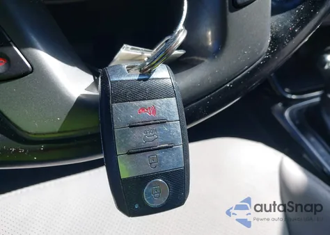 2015 Kia Sorento Limited V6 из США, поврежденный, VIN 5XYKWDA78FG654404